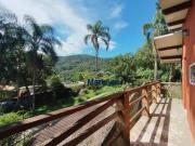 Chácara com 3 dormitórios à venda, 1200 m² por R$...