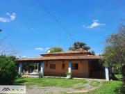 Chácara com 3 dormitórios à venda, 1212 m² por R$...