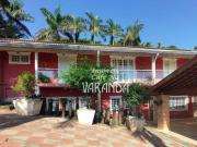 Chácara com 3 dormitórios à venda, 2016 m² por R$...