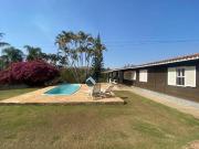 Chácara com 3 dormitórios à venda, 2500 m² por R$...