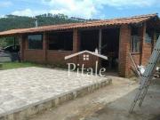 Chácara com 3 dormitórios à venda, 2500 m² por R$...