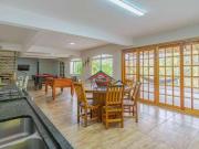 Chácara com 3 dormitórios à venda, 2500 m² por R$...