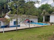 Chácara com 3 dormitórios à venda, 2583 m² por R$...