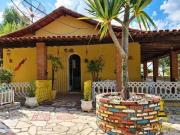 Chácara com 3 dormitórios à venda, 300 m² por R$...