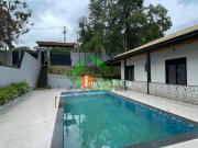 Chácara com 3 dormitórios à venda, 544 m² por R$...