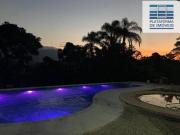 Chácara com 3 dormitórios à venda, 5500 m² por R$...