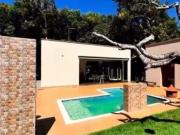 Chácara com 3 quartos à venda, 1956 m² por R$ 1.100.000...