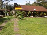 Chácara com 3 quartos e piscina em Peruíbe