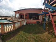 Chácara com 4 dormitórios à venda, 1075 m² por R$...