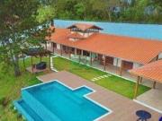 Chácara com 4 dormitórios à venda, 2200 m² por R$...