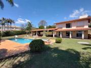 Chácara com 4 dormitórios à venda, 2259 m² por R$...