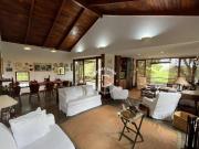 Chácara à venda com 4 dormitórios, 3000 m² por R$...