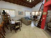Chácara com 4 dormitórios à venda, 330 m² por R$...