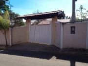Chácara com 4 dorms, Jardim Estância Brasil, Atibaia R$...