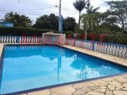 Chácara de 380m² com 4 quartos