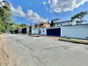 Chácara com 6 dormitórios à venda, 1008 m² por R$...