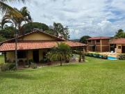 Chácara com 6 dormitórios à venda, 2600 m² por R$...