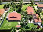 Chácara com 7 Quartos e 8 banheiros, 2.580 m² por R$...