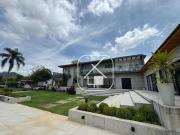 Chácara com 9 dormitórios à venda, 11100 m² por R$...