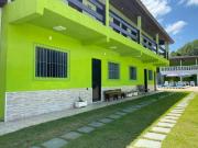 Chácara com piscina e 2 quartos em Itanhaém