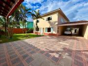 Chácara com piscina e 6 quartos em Itanhaém R$ 1.500.000,00