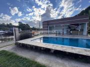 Chácara com vista pro lago em condomínio fechado!