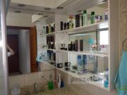 Chácara em condomínio com 03 dormitórios