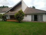 Chácara em Condomínio com 5 dorms, Dona Catarina,...