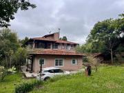 Chácara em Condomínio Fechado!