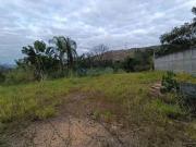 Chácara em Condomínio Fechado á Venda, com 1.500 m²...