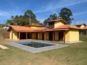 Chácara em Condomínio Fechado com acesso à Represa de...