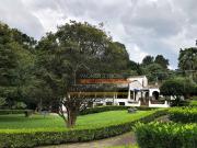 Chácara em Granja Viana, Cotia/SP de 800m² 4 quartos à...