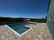 Chácara em Ibiúna com piscina borda infinita, linda...