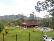 Chácara em Juquitiba/SP  Chácara à venda em Juquitiba