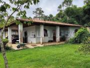 Chácara em loteamento há 3 km da rodovia, antes do centro