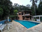 Chácara em São Lourenço da Serra, com piscina e...