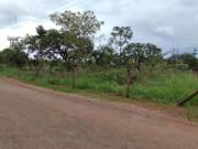 Chácara escriturada e registrada no asfalto, de esquina...