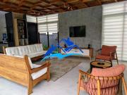 Chácara com 3 Quartos e 4 banheiros à Venda, 800 m² por...