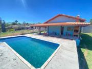 Chácara nova com piscina e lago antes do Centro de...