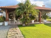 Chácara para aluguel com 4 quartos 1 suíte, 220,7m² em...