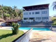 Chácara pé n&apos água!