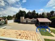 Chácara com 4 Quartos e 6 banheiros à Venda, 2.500 m²...