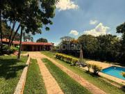 Chácara térrea a venda, duas casas sendo a principal com...