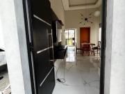 Chácara térrea com 3 suítes à venda, 106m² por R$...