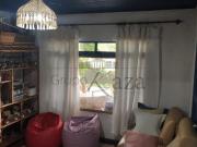 Chácara/Sítio Santo Antonio do Pinhal 166m² 2 dormitórios