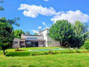 Chacras de la Reserva Casa de 4 dormitorios con Hermoso...