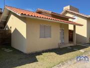 Chalé com 2 Quartos e 1 banheiro à Venda, 80 m² por R$...