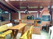 Chalé com 3 dormitórios à venda, 150 m² por R$ 850.000...