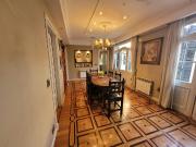 CHALET, 2 PLANTAS DE 9 AMBIENTES UNICO EN SU ZONA