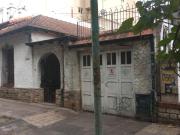 CHALET 4 AMBIENTES A DEMOLER O RECICLAR